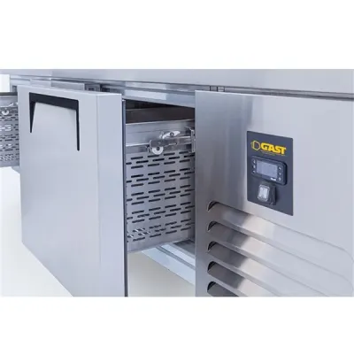 Gast TTD1300C Tezgah Tipi 3 Kapılı Snack Derin Dondurucu